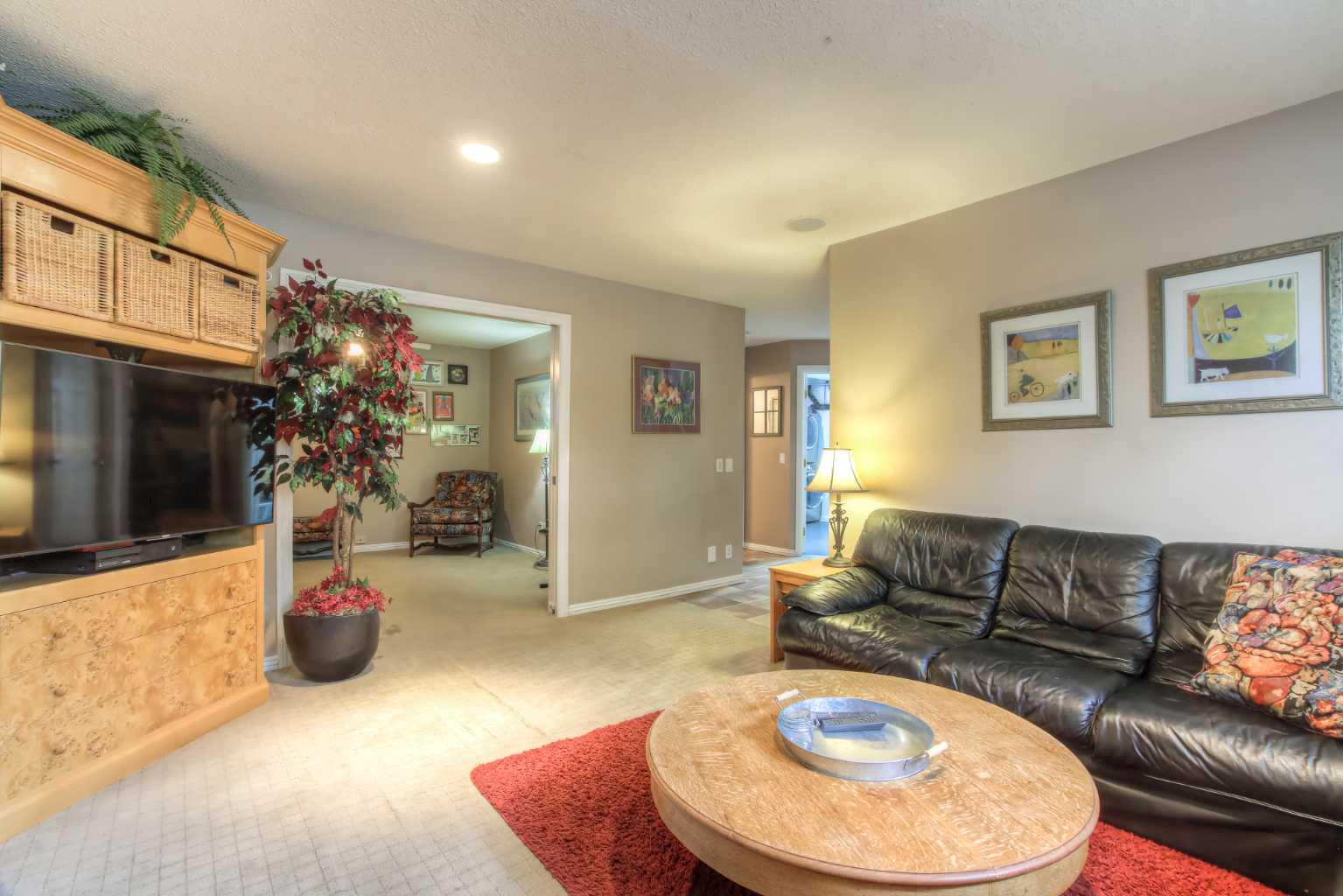 5011 Viceroy Drive NW