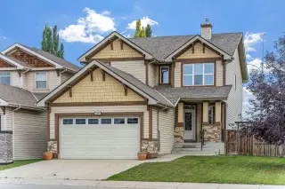 160 Royal Oak Heights NW