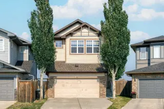 65 Panora Way NW