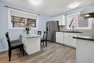 37 Erin Croft Crescent SE