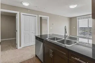 801, 10 Kincora Glen Park NW