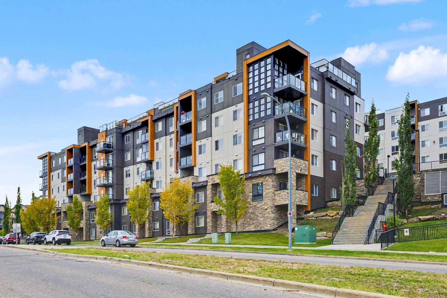 801, 10 Kincora Glen Park NW