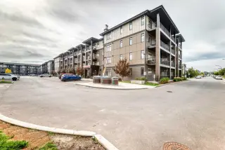 3205, 200 Seton Circle SE