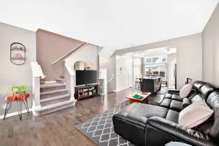 1046 New Brighton Park SE
