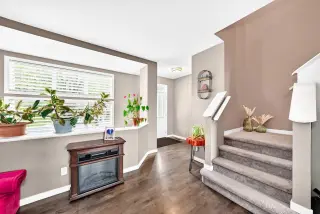 1046 New Brighton Park SE