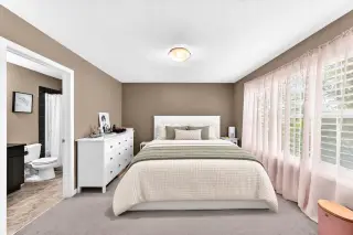 1046 New Brighton Park SE