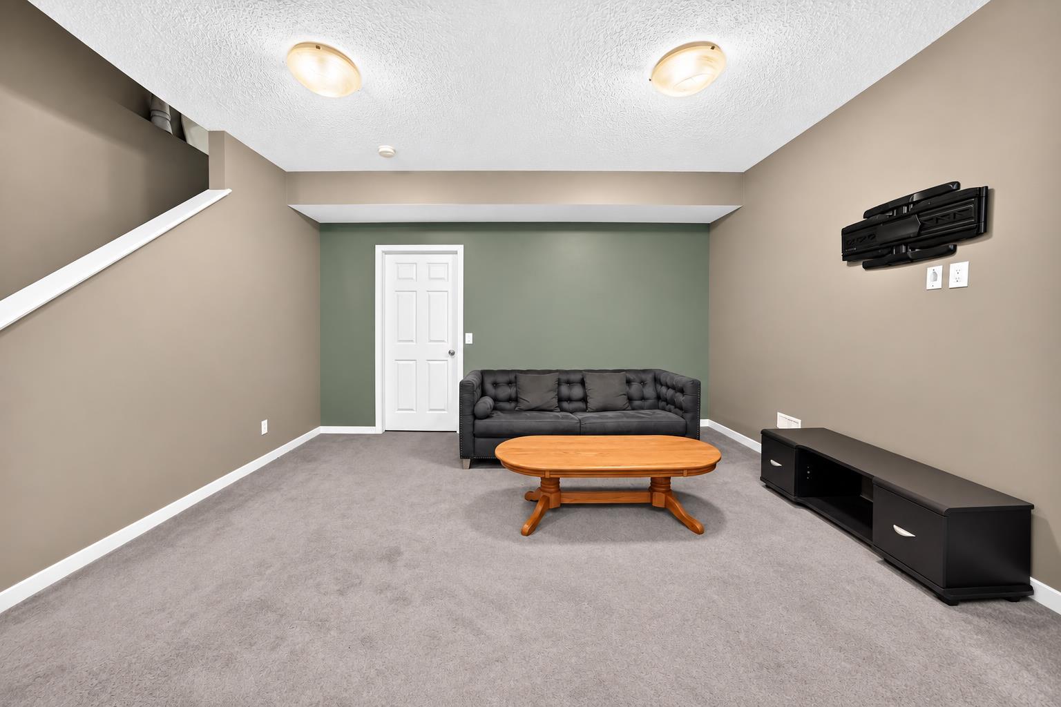 1046 New Brighton Park SE