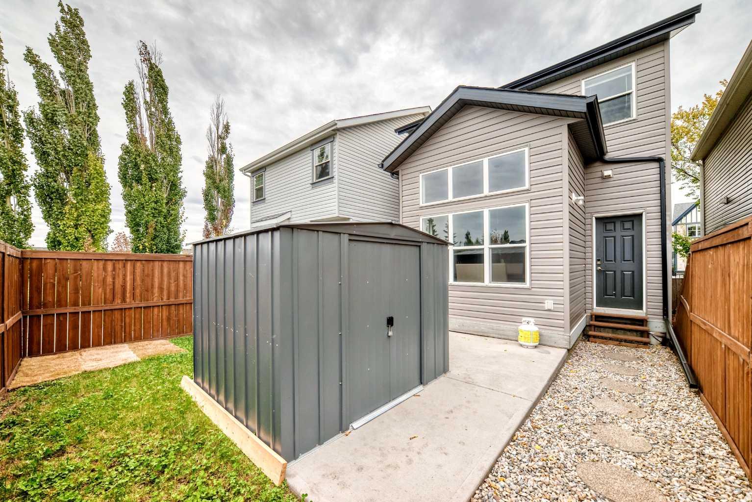 1046 New Brighton Park SE