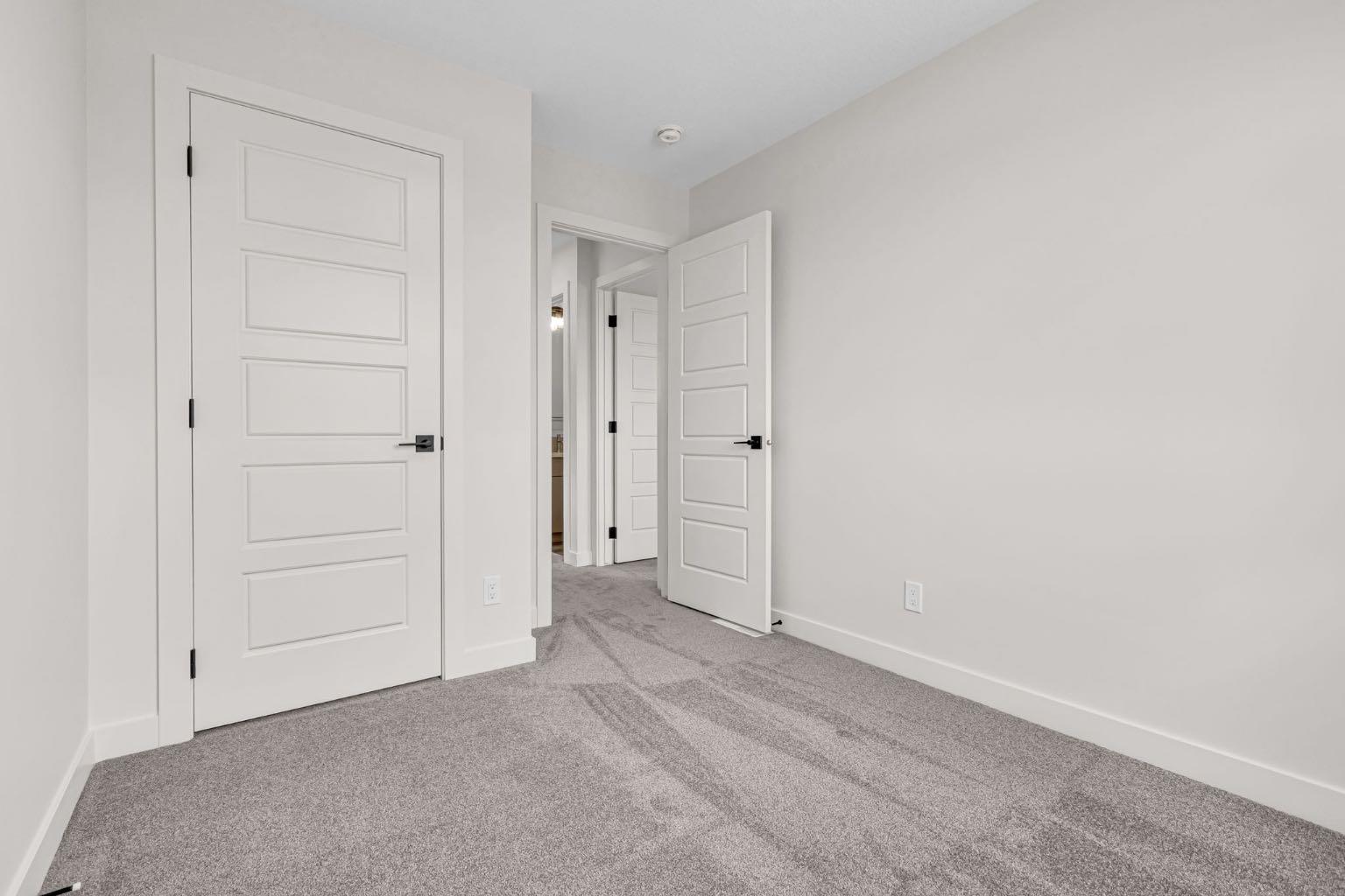 178 Lanark Gate SE