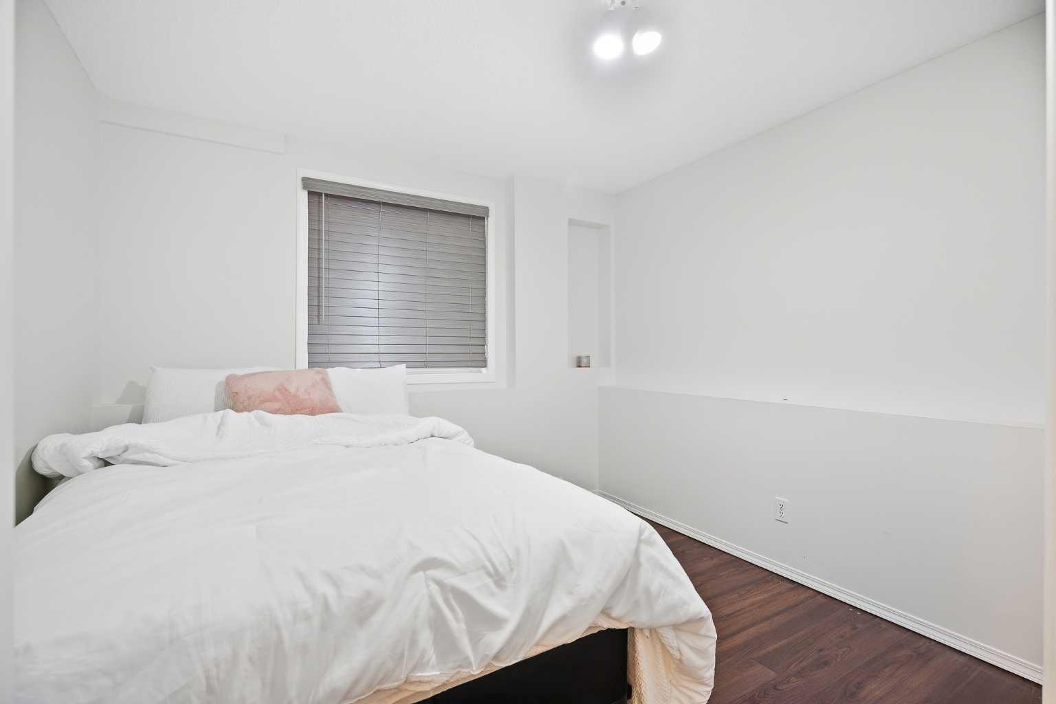 132 San Diego Green NE