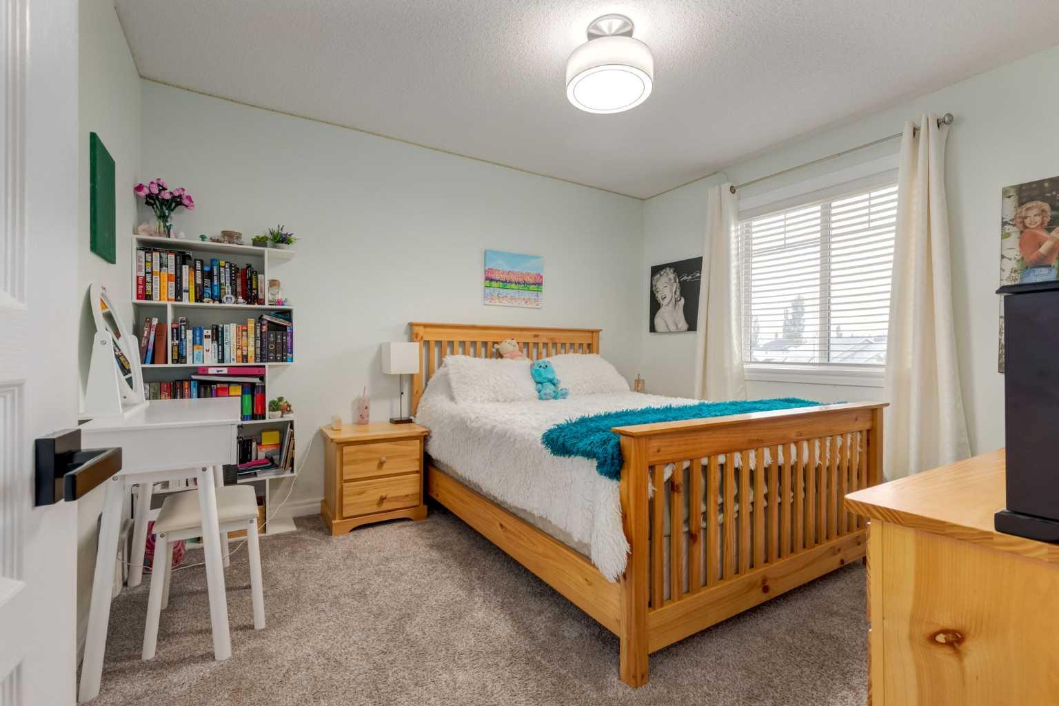 172 Oakmere Way 