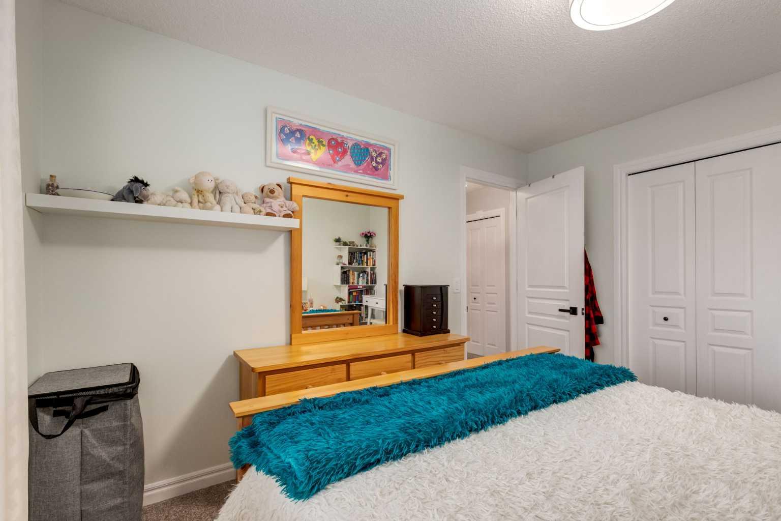 172 Oakmere Way 