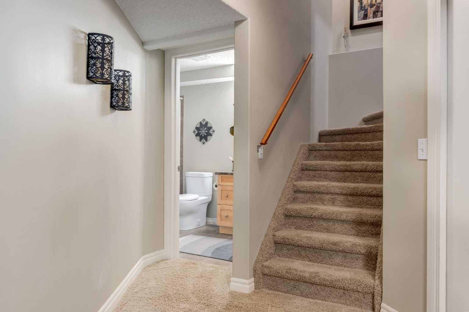172 Oakmere Way 