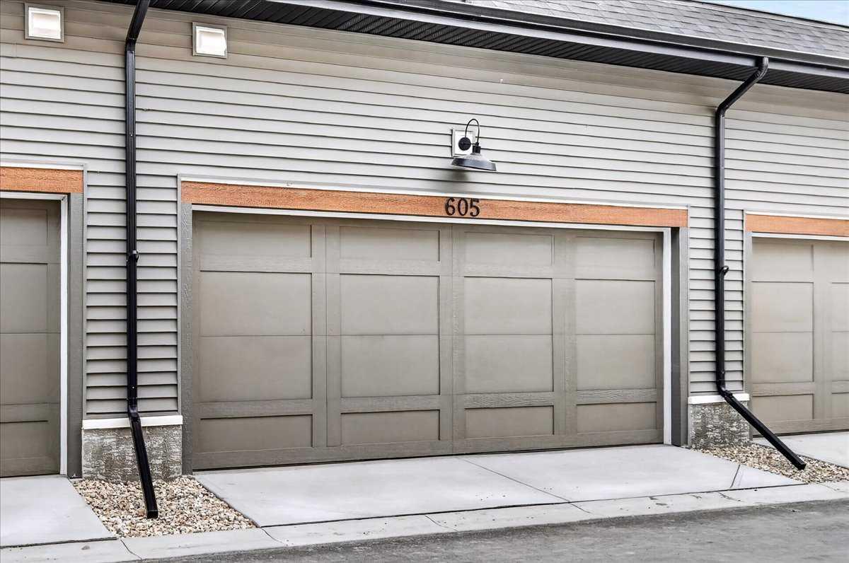 605, 321 Hotchkiss Drive SE