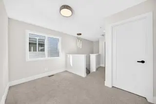 421 Clydesdale Avenue 
