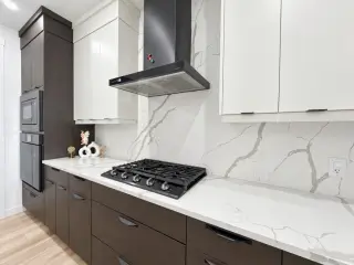 72 Calhoun View NE