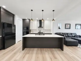 72 Calhoun View NE