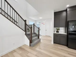 72 Calhoun View NE