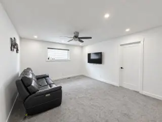 72 Calhoun View NE