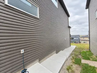 72 Calhoun View NE