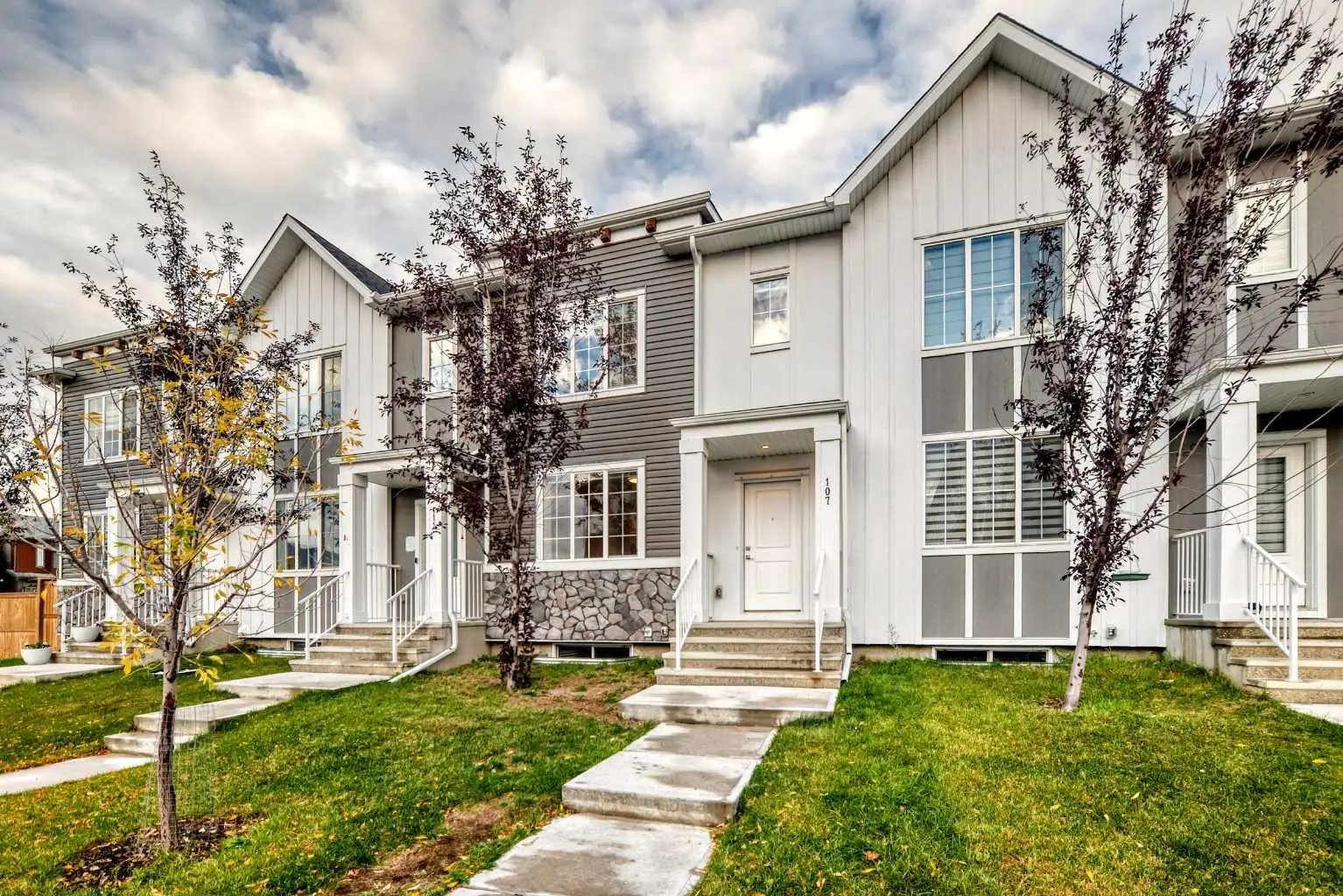 107 Cornerstone Path NE