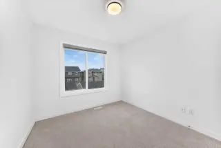 107 Cornerstone Path NE