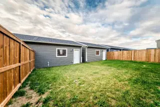 107 Cornerstone Path NE