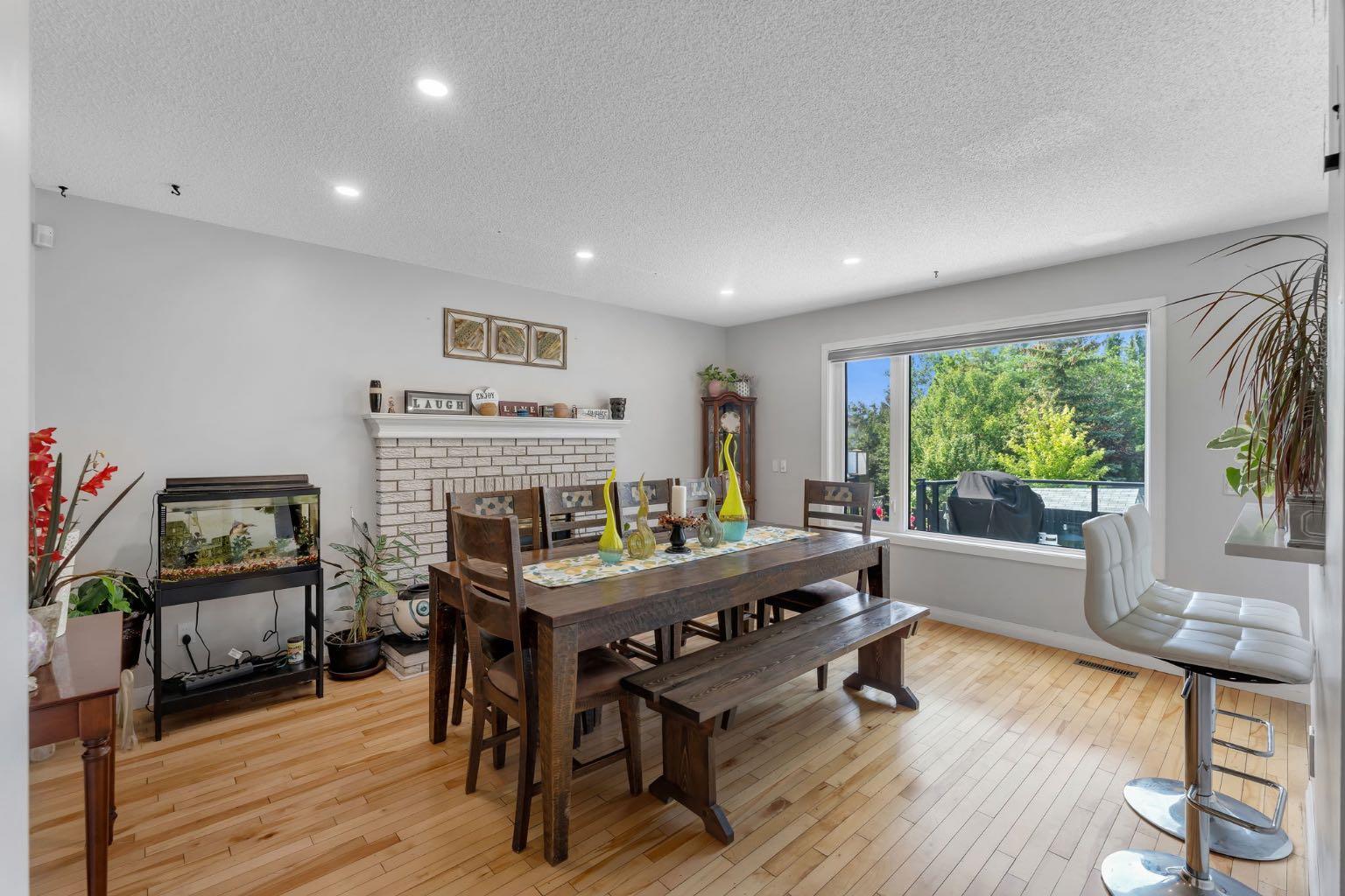 11 Arbour Summit Close NW