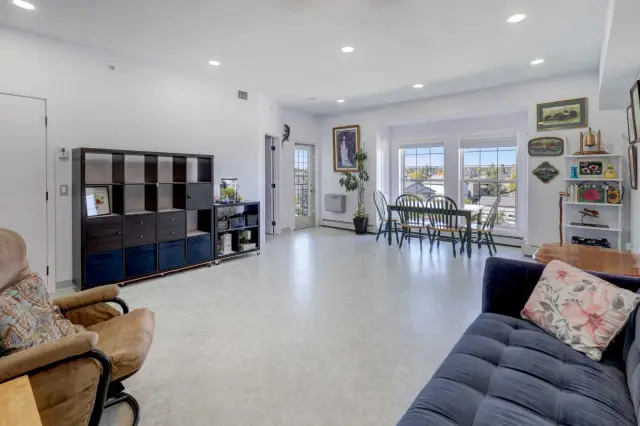2452, 151 Country Village Road NE