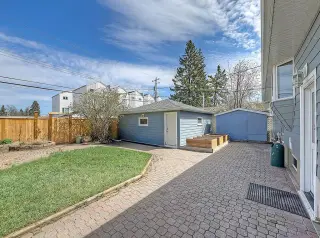 44 Granlea Place SW
