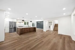 124 Canterbury Drive SW