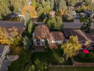 124 Canterbury Drive SW