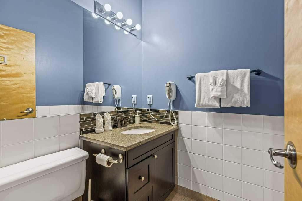 259, 260, 261, 262, 1200 Harvie Heights Road  