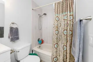 119 Pasadena Green NE