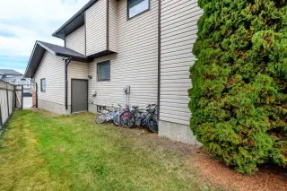 119 Pasadena Green NE