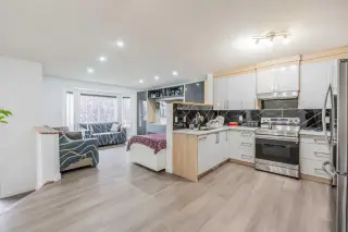 65 Martinvalley Road NE