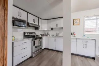 65 Martinvalley Road NE