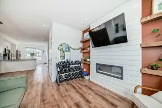 43 Masters Square SE