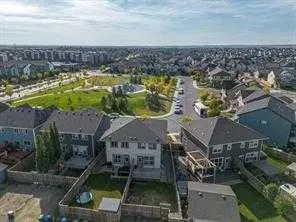 43 Masters Square SE