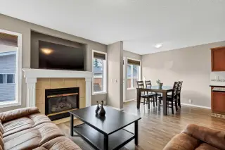 152 Covewood Green NE