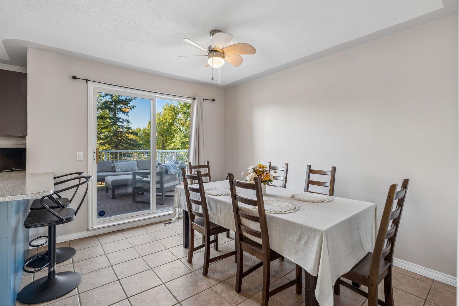 5, 15 Rocky Ridge Gate NW