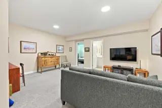 1911 Mahogany Boulevard SE