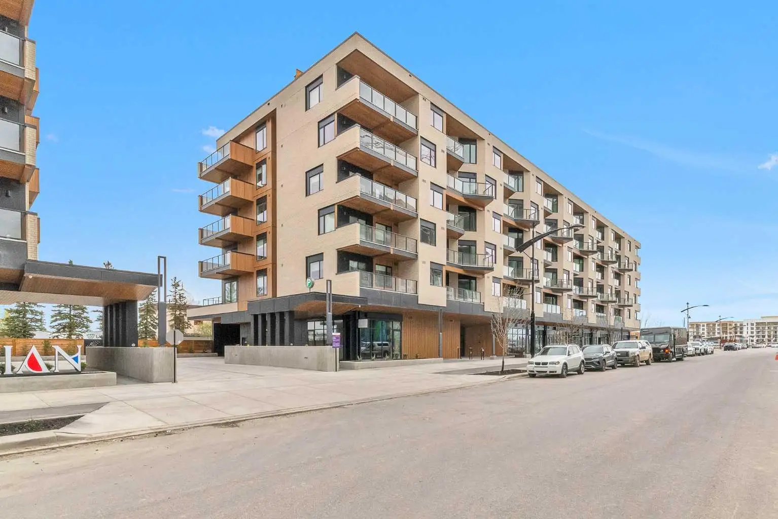 516, 8230 Broadcast Avenue SW