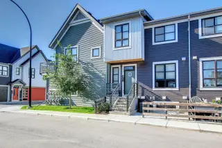 4301, 100 Walgrove Court SE