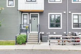 4301, 100 Walgrove Court SE