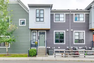 4301, 100 Walgrove Court SE