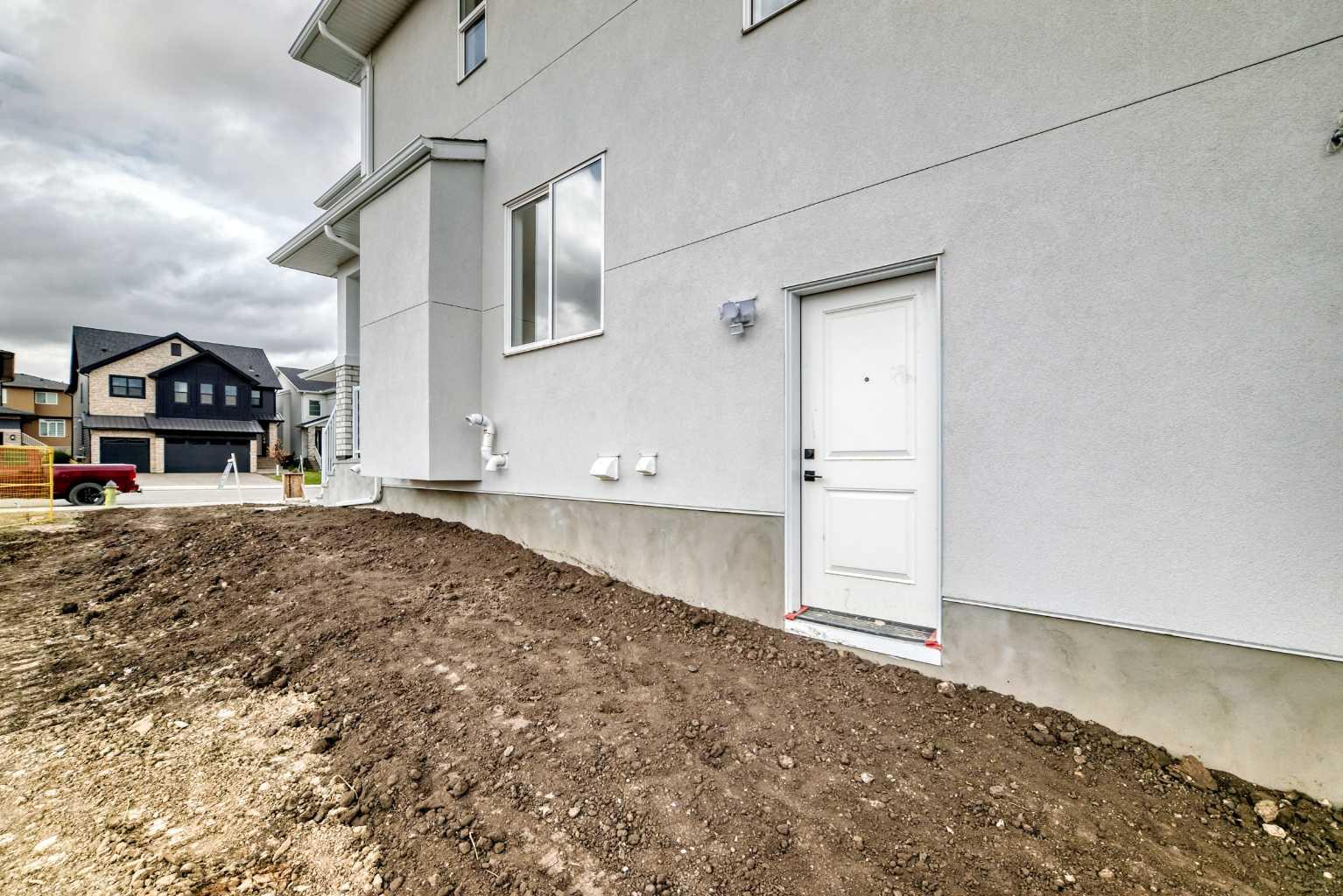 2045 Waterbury Road 