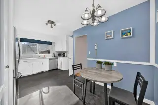 112 Queensland Place SE