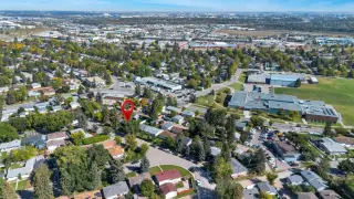 70 Fairview Crescent SE