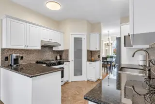 265 Shannon Estates Terrace SW